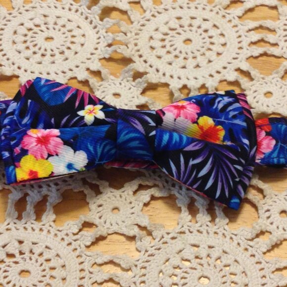 Dog collar, floral pattern, size medium, new item - Picture 4 of 5